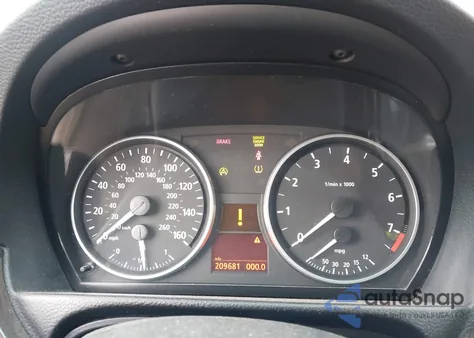 2007 BMW 328Xi z USA, uszkodzony, nr VIN WBAVC93517KZ70606